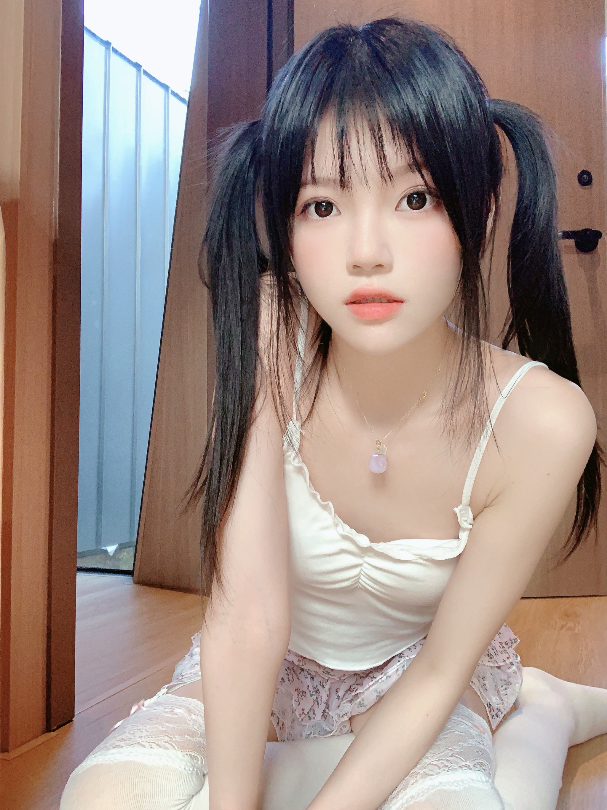 图片[1]-桜桃喵 – NO.227 碎花 自拍 [16P]-XikXak